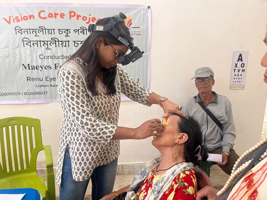 Eye screening at the Rangoli Joriguri camp