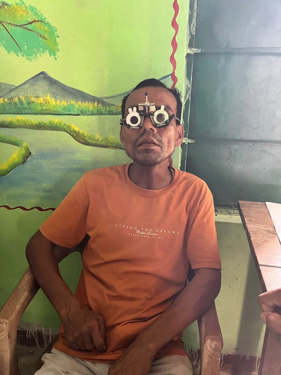 Eye screening at the Rangoli Joriguri camp